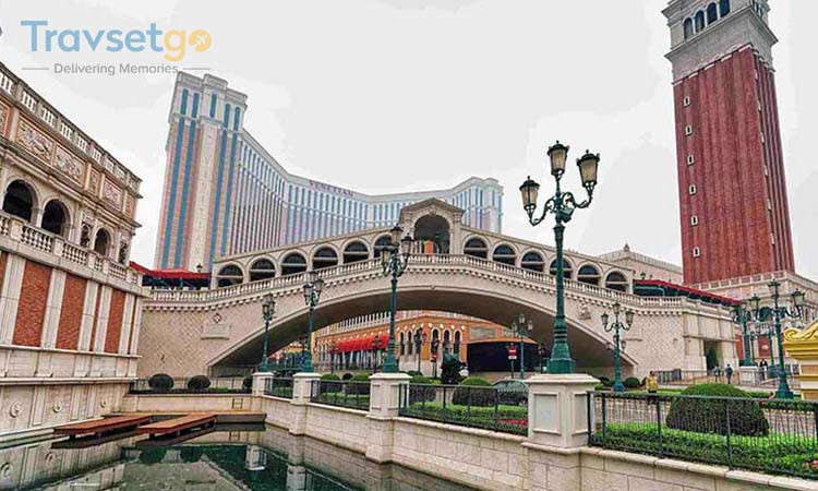 HONGKONG AND VENETIAN MACAU 